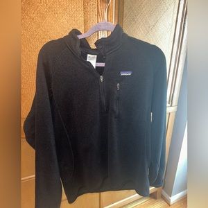 Men’s Patagonia fleece zip up!